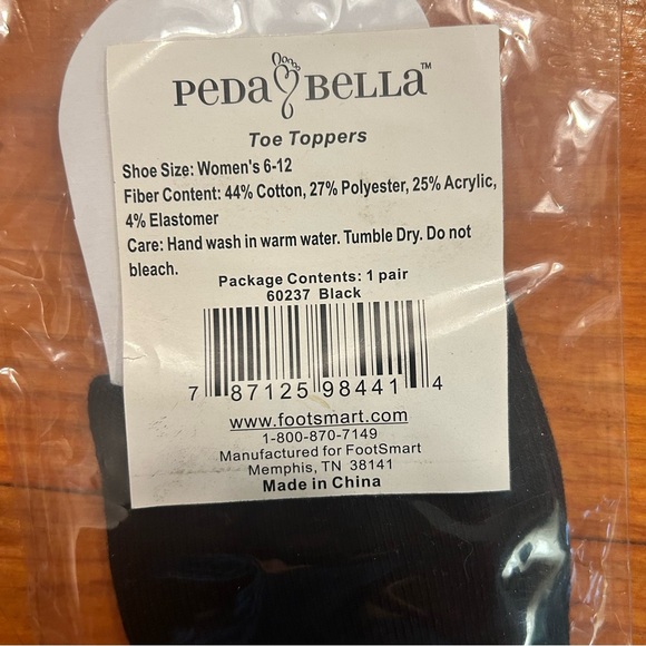 NWT Size 6-12 Peda Bella black toe covers - Picture 7 of 7